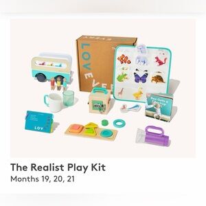 Lovevery Realist Play Kit 19-21M